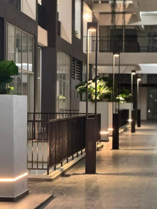 Amani Staycation Bandar Seri Alam#Studio Room ماسايْ المظهر الخارجي الصورة